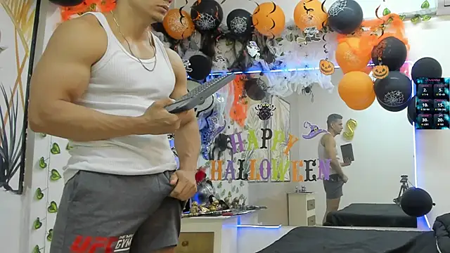 Snapshot of ChoreyTaiylor chatting on October 16, 3:20 pm ChoreyTaiylor online show from October 16, 3:20 pm