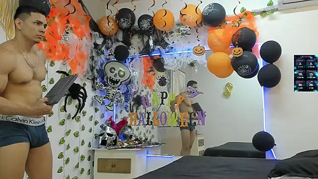 Snapshot of ChoreyTaiylor chatting on October 17, 3:27 pm ChoreyTaiylor online show from October 17, 3:27 pm