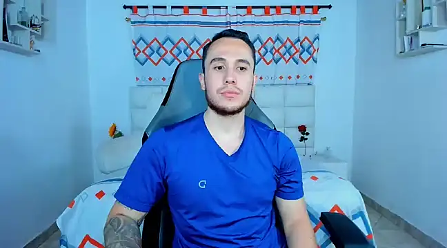 juan  jimenez online show from December 15, 12:29 am