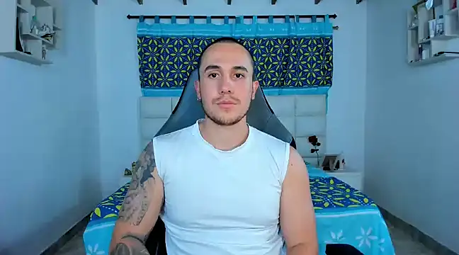 juan  jimenez online show from February 4, 1:56 am