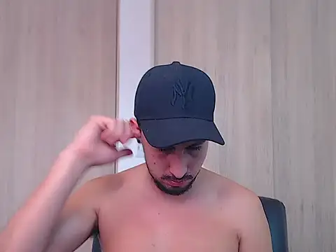 ChrisDamon online show from November 21, 12:26 pm