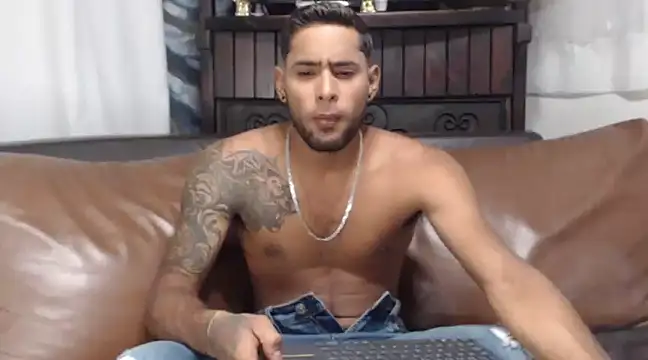 Damianmore01 online show from January 21, 4:22 am