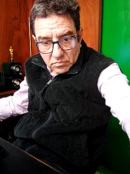 FernandoReuterG online show from February 16, 10:08 pm