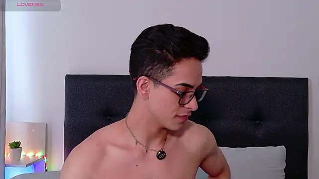 aodaboyyy online show from February 16, 1:31 pm