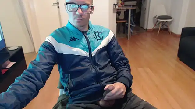 guachin hunk online show from May 24, 8:15 pm