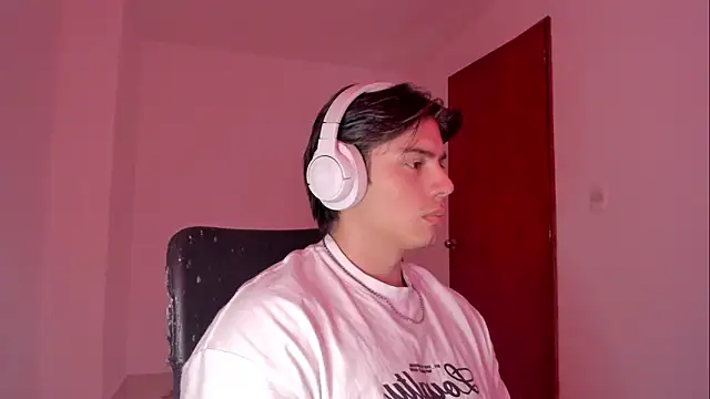 Giordano Russo online show from November 5, 8:44 pm