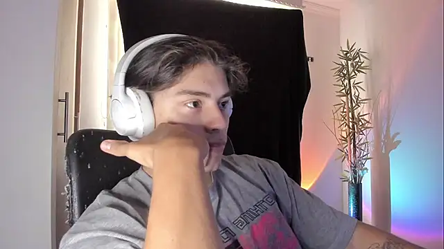 Giordano Russo online show from April 30, 4:25 pm