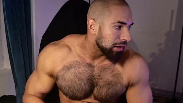 Snapshot of Musculus6 chatting on October 14, 12:56 pm Musculus6 online show from October 14, 12:56 pm