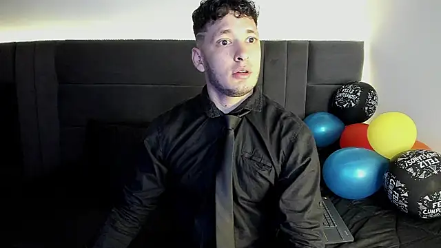 Snapshot of alejandro__2 chatting on October 1, 4:33 pm alejandro 2 online show from October 1, 4:33 pm