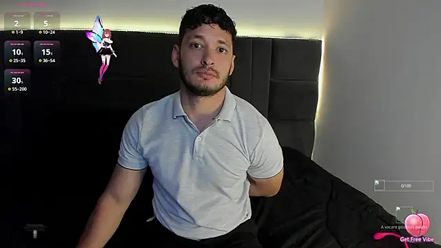 Snapshot of alejandro__2 chatting on October 14, 3:41 pm alejandro 2 online show from October 14, 3:41 pm
