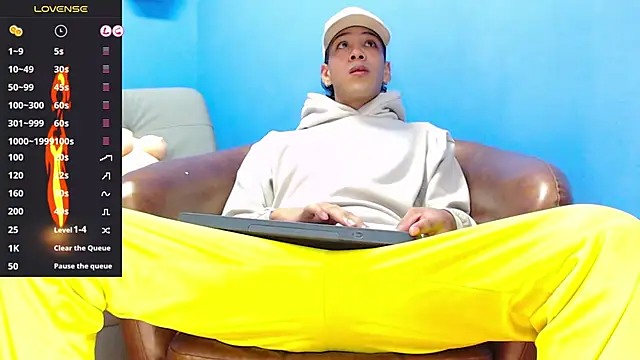 Robert Kingg online show from October 26, 5:42 am