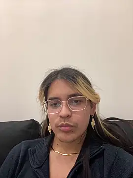 little boyx online show from April 6, 7:47 pm