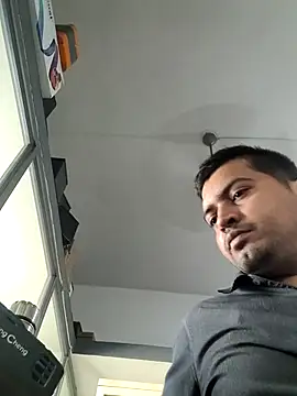 vansh1802 online show from April 10, 5:03 am