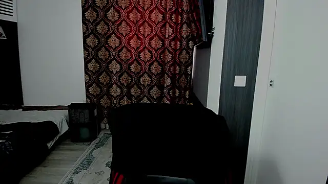 sexxymuscles4u online show from November 24, 9:10 am