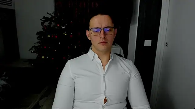 sexxymuscles4u online show from January 12, 1:26 pm