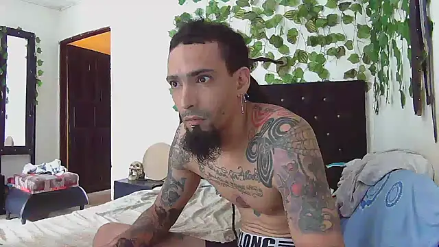 Snapshot of caribbeanlover1 chatting on September 15, 4:30 pm caribbeanlover1 online show from September 15, 4:30 pm