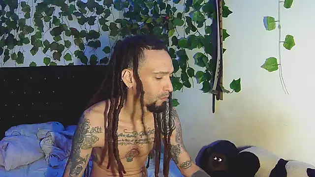 Snapshot of caribbeanlover1 chatting on March 15, 12:13 pm caribbeanlover1 online show from March 15, 12:13 pm