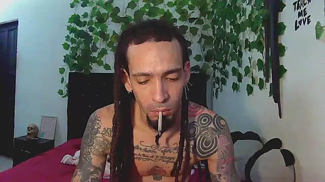 Snapshot of caribbeanlover1 chatting on October 24, 1:02 pm caribbeanlover1 online show from October 24, 1:02 pm