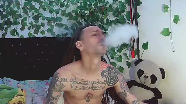 Snapshot of caribbeanlover1 chatting on January 9, 12:52 pm caribbeanlover1 online show from January 9, 12:52 pm