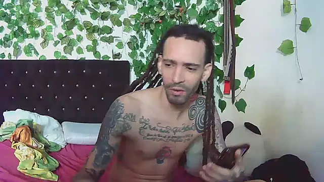 Snapshot of caribbeanlover1 chatting on January 15, 1:09 pm caribbeanlover1 online show from January 15, 1:09 pm