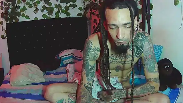 Snapshot of caribbeanlover1 chatting on October 13, 7:42 pm caribbeanlover1 online show from October 13, 7:42 pm