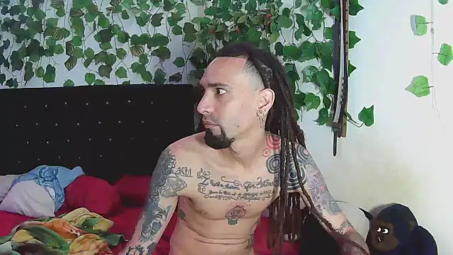 Snapshot of caribbeanlover1 chatting on March 12, 12:15 pm caribbeanlover1 online show from March 12, 12:15 pm