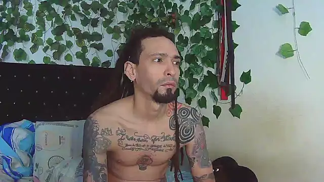 Snapshot of caribbeanlover1 chatting on February 8, 1:11 pm caribbeanlover1 online show from February 8, 1:11 pm