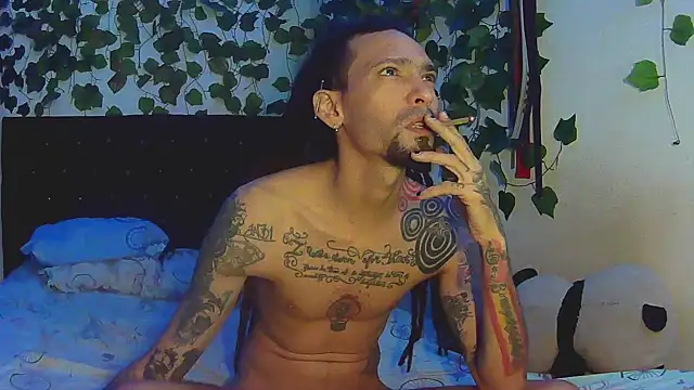 Snapshot of caribbeanlover1 chatting on January 29, 1:38 pm caribbeanlover1 online show from January 29, 1:38 pm
