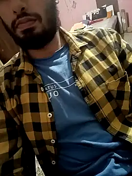 Snapshot of SimplyKarthik09 chatting on December 29, 8:26 pm SimplyKarthik09 online show from December 29, 8:26 pm