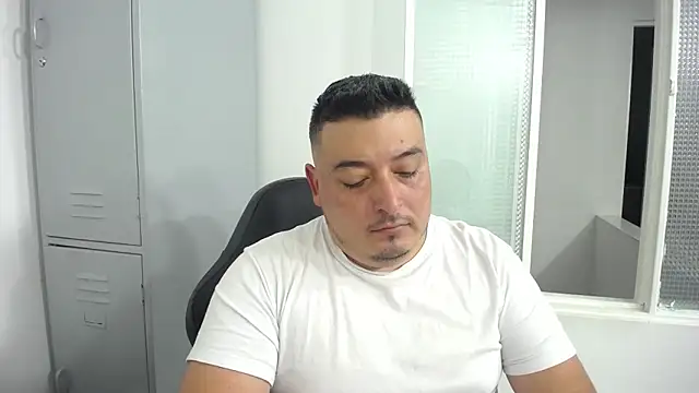 antonycruz online show from November 14, 10:11 pm