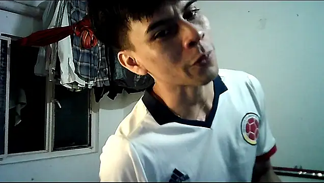 Miguel Santos23 online show from April 7, 8:58 am