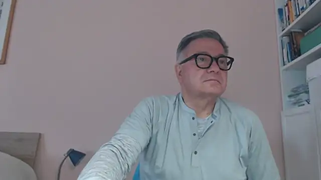 YOU6me online show from May 5, 8:49 am