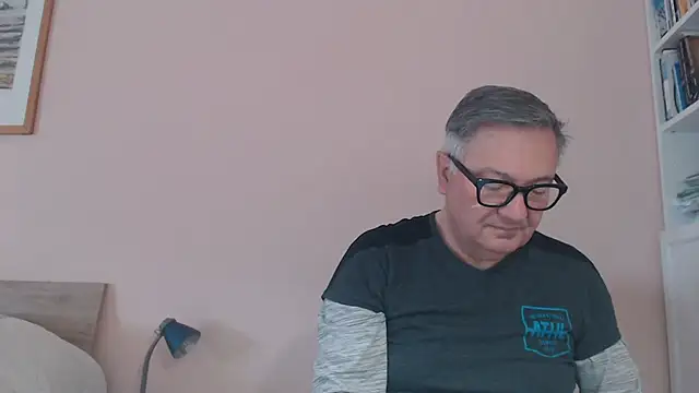 YOU6me online show from May 8, 10:27 am