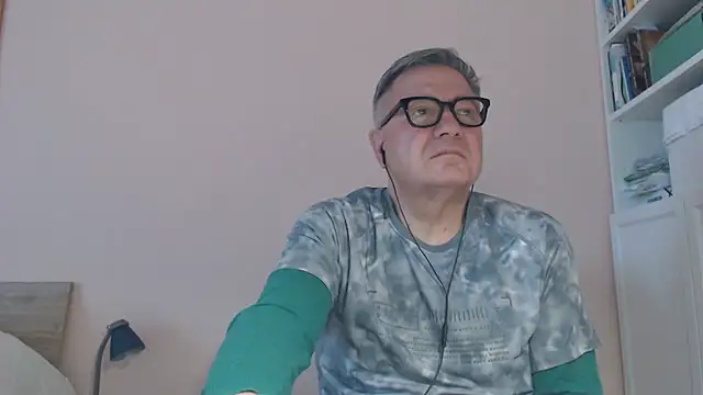YOU6me online show from May 17, 3:41 pm