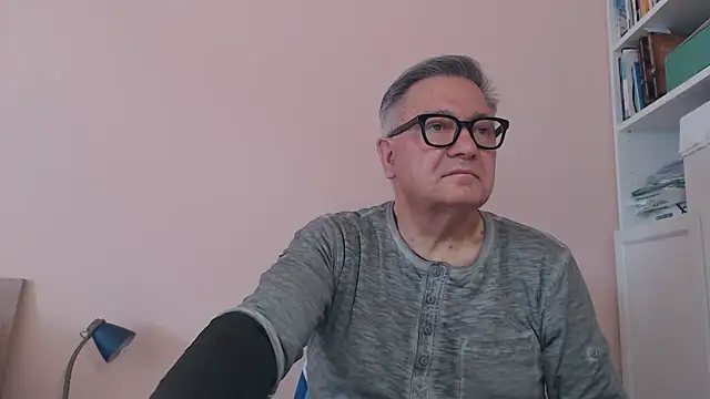 YOU6me online show from April 29, 9:36 am