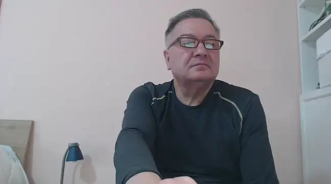 Snapshot of YOU6me chatting on January 21, 10:01 am YOU6me online show from January 21, 10:01 am