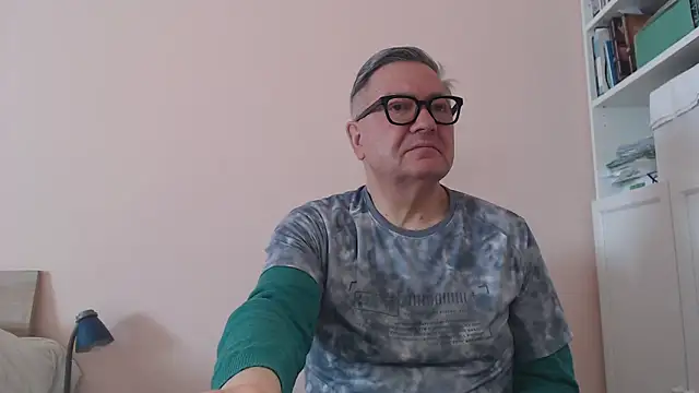 YOU6me online show from May 20, 6:42 am