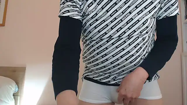 YOU6me online show from November 25, 5:26 pm