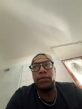 iamrafaelhot online show from May 9, 12:06 pm