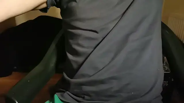 Lucas1andOnly4Girl online show from December 14, 10:39 pm