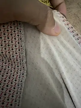 HHHHHxxn online show from April 9, 10:05 pm