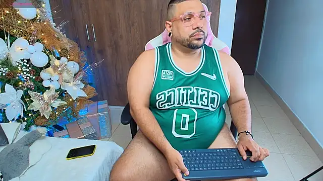 Snapshot of jacoob_woods chatting on December 15, 8:08 am jacoob woods online show from December 15, 8:08 am