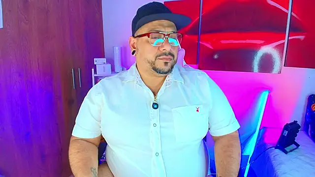 Snapshot of jacoob_woods chatting on September 18, 3:47 pm jacoob woods online show from September 18, 3:47 pm