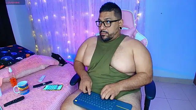 Snapshot of jacoob_woods chatting on February 14, 2:07 am jacoob woods online show from February 14, 2:07 am