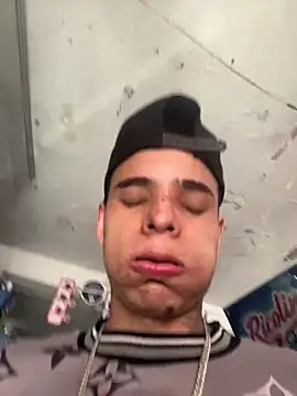 brianor89 online show from February 7, 10:26 pm