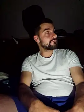 Dani199021 online show from April 9, 10:49 pm