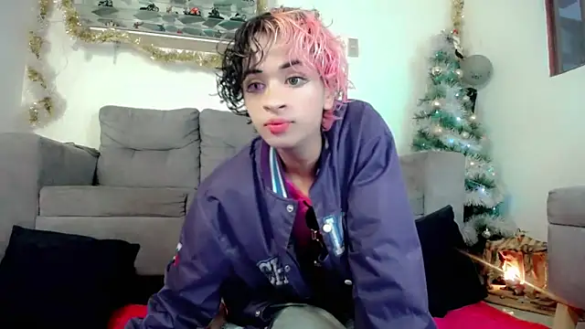 Snapshot of Sweet_Jack1 chatting on December 28, 3:37 pm Sweet Jack1 online show from December 28, 3:37 pm