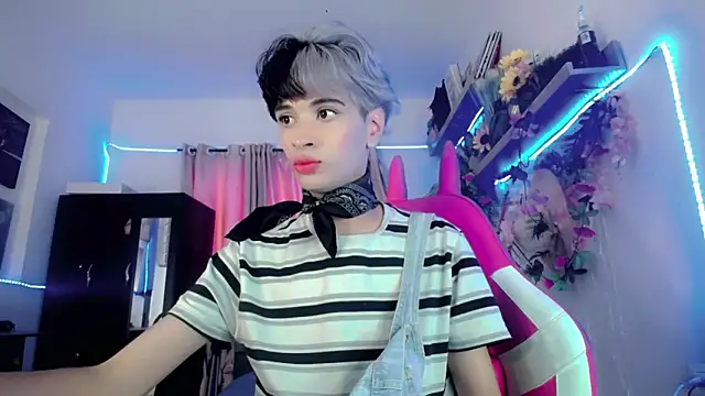 Snapshot of Sweet_Jack1 chatting on February 10, 3:10 pm Sweet Jack1 online show from February 10, 3:10 pm