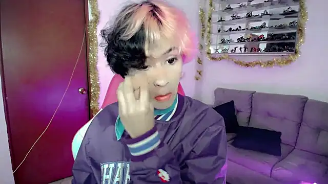 Snapshot of Sweet_Jack1 chatting on December 13, 1:22 pm Sweet Jack1 online show from December 13, 1:22 pm