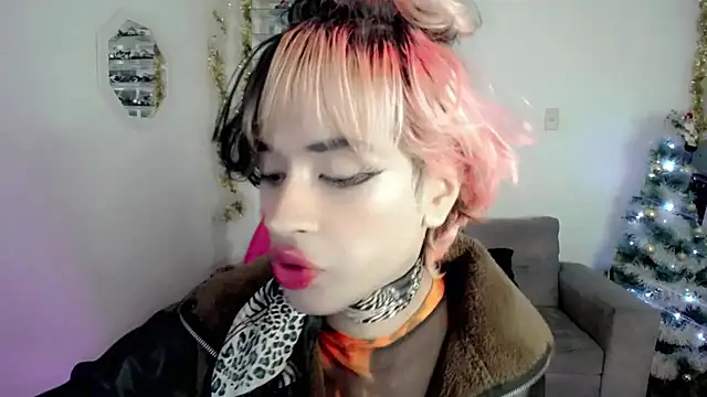 Snapshot of Sweet_Jack1 chatting on December 26, 3:31 pm Sweet Jack1 online show from December 26, 3:31 pm